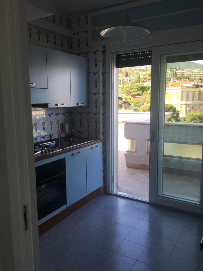 L'Attico Di Anna Apartamento Sanremo Exterior foto