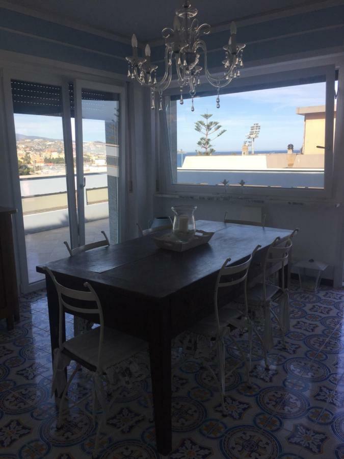 L'Attico Di Anna Apartamento Sanremo Exterior foto